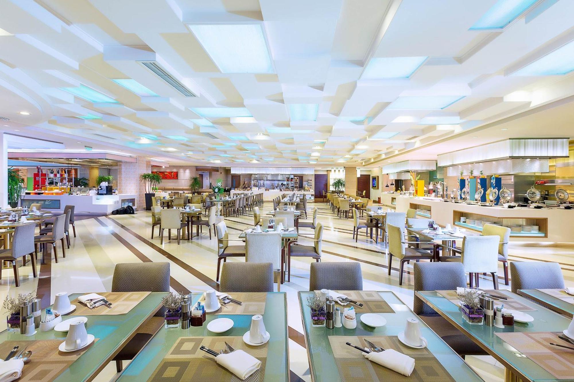 Sheraton Chengdu Lido Hotel מראה חיצוני תמונה