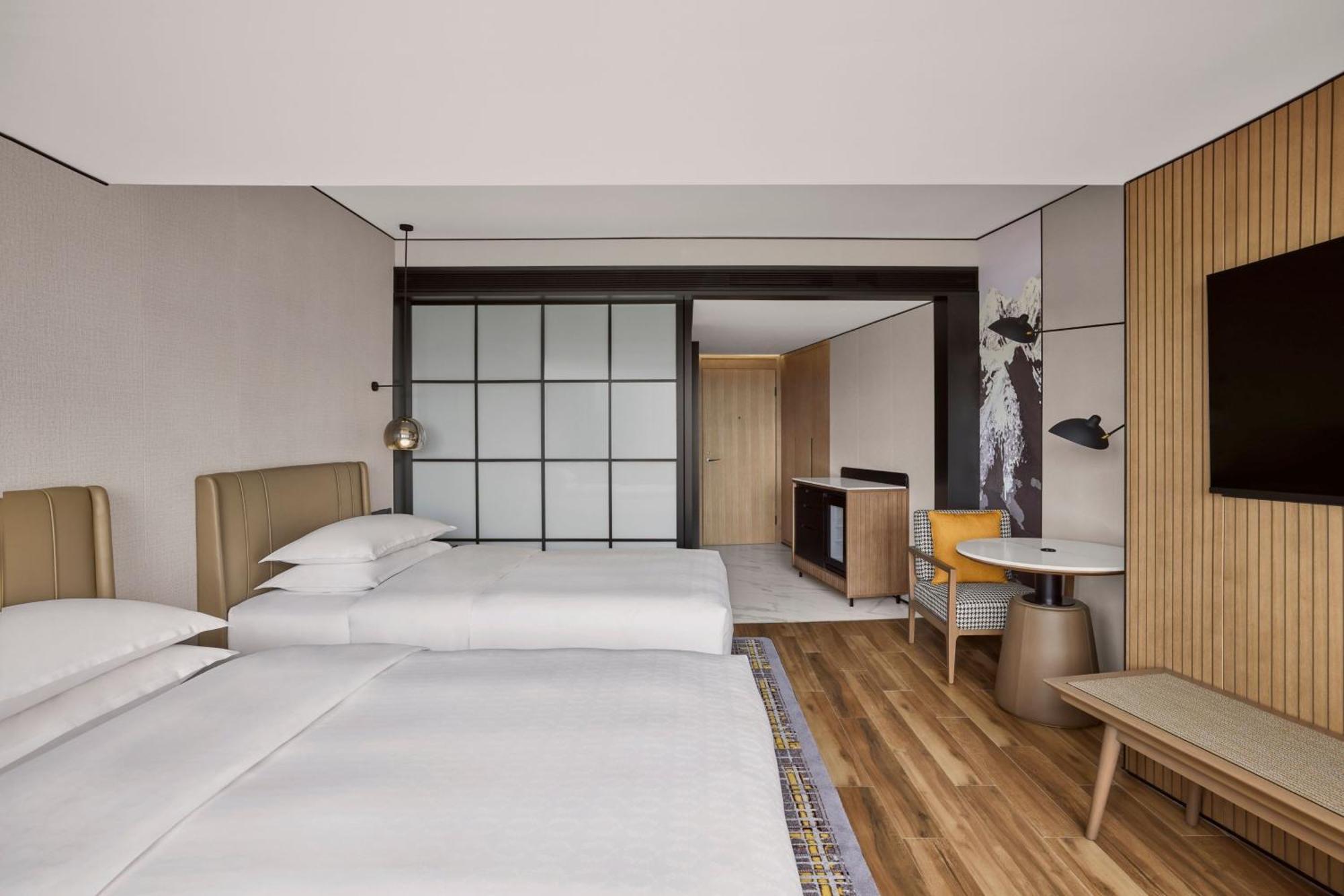 Sheraton Chengdu Lido Hotel מראה חיצוני תמונה